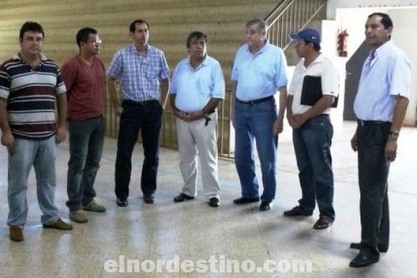 Dirigentes de la FPFS visitaron los estadios donde se disputarán los partidos del 43º Campeonato Nacional de Mayores de Futsal