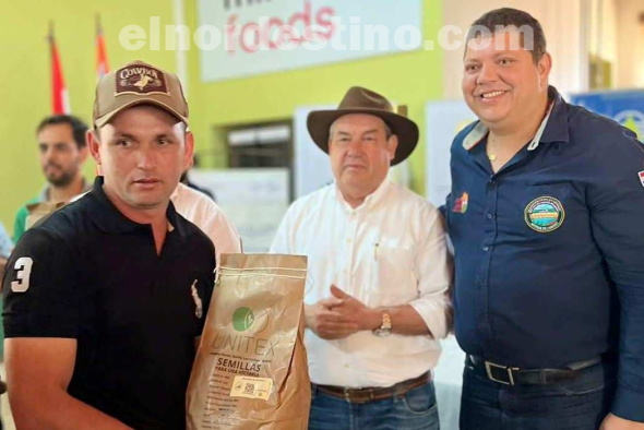 En inauguración de calle “Diputado Eulalio Gomes”, gobernador Acosta pide esclarecer la muerte del ex legislador y ex presidente