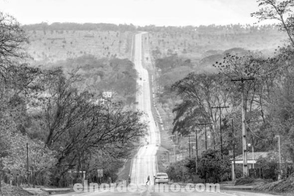 El acto de inauguración contó con la presencia del presidente Mario Abdo Benítez, el presidente del Congreso, Óscar Salomón, el gobernador Édgar López y el ministro Arnoldo Wiens y otras autoridades. Al mismo tiempo, recordaron 5 años de la masacre militar ocurrida durante el gobierno de Horacio Cartes. (Foto: Diario Última Hora).