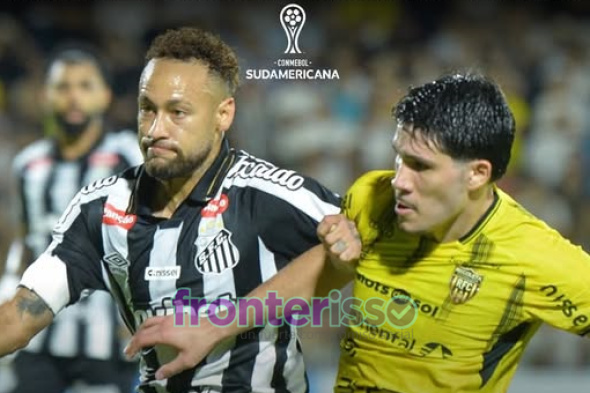 Con más de veintidós mil visitantes y una recaudación de casi un cuarto de millón de dólares, el partido entre Recolta F.C. y Santos F.C. fue un alivio para la economía de la frontera, que parece mejorar de a poco. (Foto: Confederación Sudamericana de Fútbol).