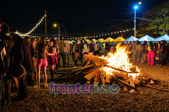El pasado sábado 6 de Junio de 2026 compartimos una noche llena de tradición, alegría y sabor paraguayo con la gran Fiesta de San Juan de UNISUD. No faltaron las comidas típicas, juegos tradicionales, música, baile y mucha diversión. (Foto: Diego Lozano para Ideas del Norte Consultora Publicitaria).