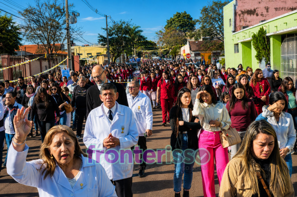La instauración de la Virgen del Perpetuo Socorro como patrona de la capital del Amambay coincide con la creación de la nueva diócesis, independiente de la Diócesis de Concepción. Esto constituye un hito significativo para los feligreses. (Foto: Diego Lozano para Ideas del Norte Consultora Publicitaria).
