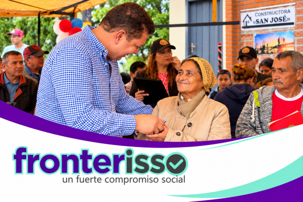 El jefe departamental, Juancho Acosta, valoró las gestiones realizadas para posibilitar el acceso a un hogar digno a pobladores amambayenses de sectores vulnerables. A nivel nacional, el gobierno central ya registra más de 34.000 viviendas entregadas en diversos puntos del país. (Foto: Gobernación de Amambay).   